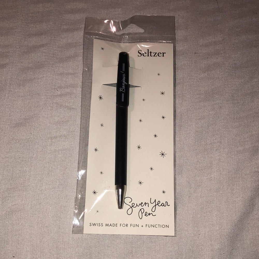 Seltzer Seven Year Pen in Paris Eiffel Tower “Bonjour!”